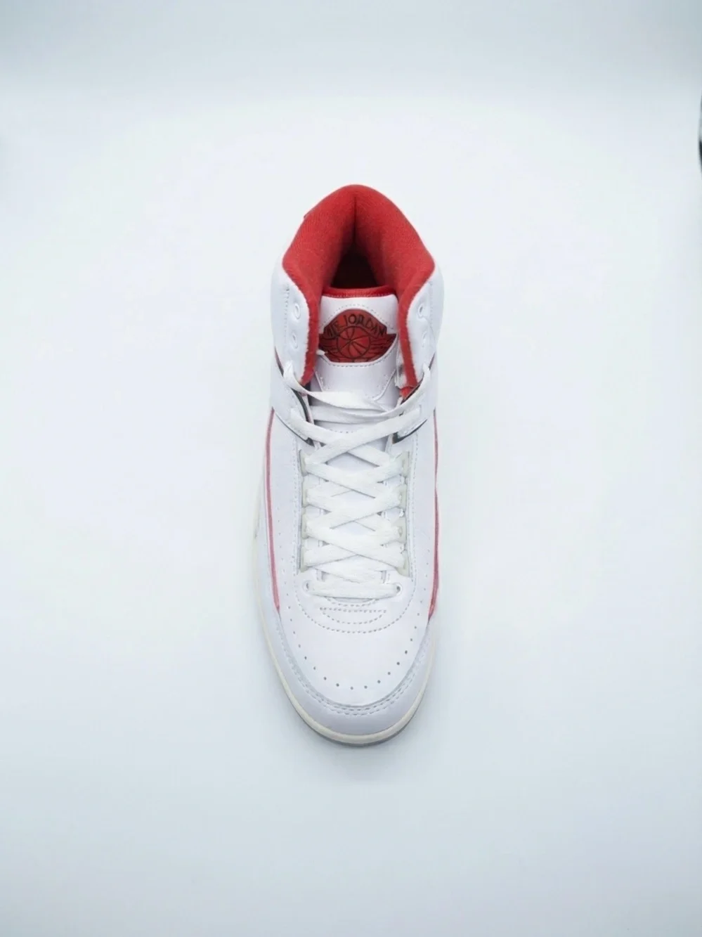 Jordan Retro 2’s High-Top Sneakers Italy/Mexico Colorway Size 11 Men’s